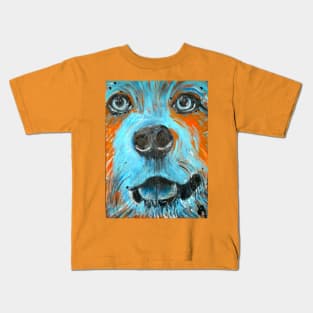 yellow lab in turquiose Kids T-Shirt